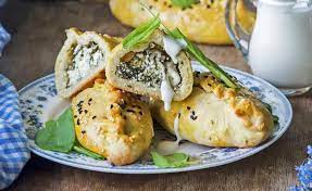 rezept tipp teigtaschen mit sauerampfer und feta teigtaschen rezepte lebensmittel essen