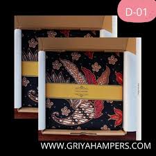 Susah ya cari kado yang yang cocok dan spesial untuk orang tersayangmu? Jual Hampers Kado Kenang Kenangan Guru Dosen Ulang Tahun Nikahan Kota Yogyakarta Griya Hampers Tokopedia