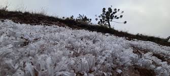 A neve, que pode ocorrer ainda nesta tarde a massa de ar polar, diz ela, se formou no sul da américa do sul, atravessou a argentina e chegou ao brasil, onde atinge ainda são paulo e leva. Sao Joaquim Registra Neve Pelo Segundo Dia Consecutivo Veja Video E Fotos Santa Catarina G1