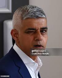 12,864 Susan Family Photos & High Res Pictures