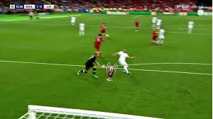 Born in biberach, karius began his career with stuttgart before moving to manchester city in 2009. Champions League The Cruelest Loris Karius Memes Foto 18 De 22 Marca English