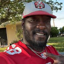 Teens Get Asked If They Know Wale, Jim Jones, Nas, And This Was Their  Response!  https://worldstar.com/videos/wshh2Ur2e8FP27EOG8p0/teens-get-asked-if-they-know-wale-jim-jones-nas-and-this-was-their-response%3Futm%5Fsource%3Dfacebook%26utm%5Fmedium  ...