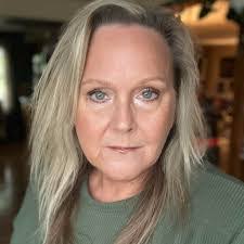 Penny Schoenrock's Instagram, Twitter & Facebook