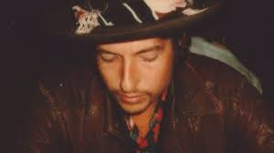 Bob Dylan, il mistero del tragico incidente che cambiò la traiettoria della  sua carriera