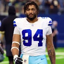 Dallas Cowboys thông báo DE Marshawn Kneeland đã qua đời. Nó 24 tuổi. Lời tuyên bố của Cowboys: “Với nỗi buồn tột cùng khi Cowboys Dallas chia sẻ rằng Marshawn Kneeland đã