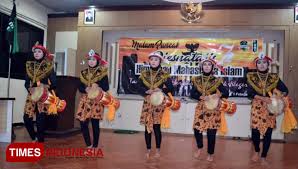Dies natalis for the temple of jupiter stator. Kemeriahan Puncak Dies Natalis Hmi Cabang Tulungagung Ke 72 Times Indonesia