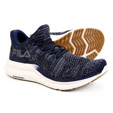 Com cabedal estilo meia slip on, o tênis fila racer knit energized é um modelo altamente indicado para treinos longos e intensos. Tenis Fila Racer Knit Energized Masculino Marinho Branco Zattini