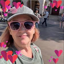 Has anyone seen this Marquee jacket?! Just went to D-Lander and it was all  XS, if anyone's in the parks please please let me know. I'll come by  tomorrow if they're here,