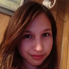 Daisy Carrasco's Instagram, Twitter & Facebook