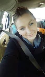 Sara Wiggins's Instagram, Twitter & Facebook