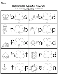 Free Shamrock Middle Sounds March Literacy Center For Kindergarten Middle Sounds Middle Sounds Worksheet Middle Sounds Activities