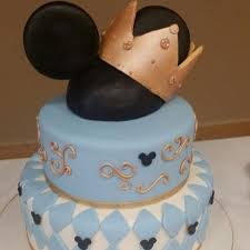 Bizcocho De Mickey Mouse Sencillo Baby Jordan S Prince Mickey Baby Shower Cake Ms Carolinas Catering Prince Princemick Mickey Mouse Baby Shower Mickey Baby Showers Minnie Baby Shower