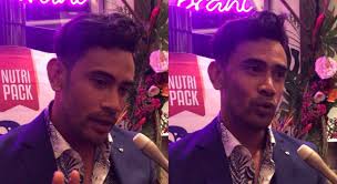 Mungkin kerana itulah pelbagai andaian telah keluar di antaranya remi di katakan telah pun putus tunang sebenarnya selepas itu. Sah Remy Ishak Putus Tunang Soya Lemon