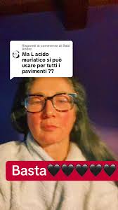 Tecniche di pulizia per donne delle pulizie