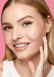 The LOOK Spring 2025 Finland by Lesley Cosmetics