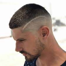 Model rambut fade jidat lebar. 25 Gaya Rambut Pria Pendek Botak Terbaru Cahunit Com