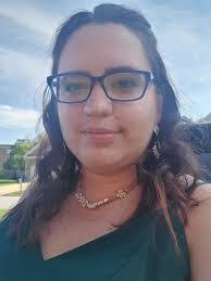 Amanda Lauritzen's Instagram, Twitter & Facebook