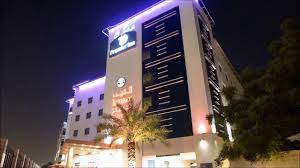 Premier inn dubai international airport also has a rooftop swimming pool. Premier Inn Dubai International Airport June 2016 Youtube