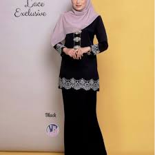 Seorang wanita muslim pasti ingin menjadi seorang wanita muslim yang solehah. 20 Koleski Terbaru Baju Kurung Moden Lace Hitam Lamaz Morradean