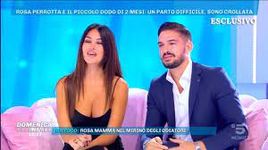 Non è la prima volta che sul web corre la voce di una seconda gravidanza (in corso) dell'ex tronista campana. Uomini E Donne Rosa Perrotta E Pietro Crisi Superata L Indizio Quotidianpost