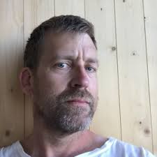 I am working as a research engineer within the chemical ecology research group. View 28 Anders Molin