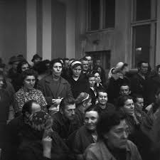 He was removed from power after labor strikes led to the gdansk agreement between the communist state and the workers of the solidarity free trade union. Rozhisteryzowane Dewotki Pokonaly Gierka Kobiety Ktore Strajkowaly Staly Sie Silne Mocne Potezne
