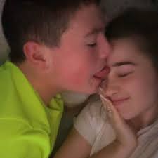 Can anyone give me some recommendations of freestyle dance classes please  I've done free style dance before xx?