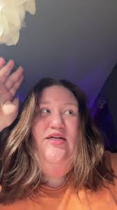 Kaitlin Ellis's Instagram, Twitter & Facebook