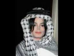Michael Jackson Convert Or Revert To Islam After Searching Peace For Soul And Mind Michael Jackson Photos Of Michael Jackson Jackson