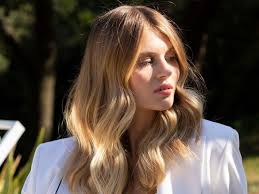 Jan 30, 2018 · caramel balayage is trending and for good reason. Balayage Farbetechnik Fur Einen Naturlichen Look Bellaffair De