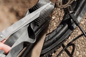 Tipps Tricks Ghetto Tubeless Halt Dicht Ihr Habt Mit Regularen Tubeless Konfigurationen Probleme Mit Burping Eure Felgen Sind Zu Zerdellt Um Die In 2020 Ghetto