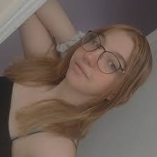 Amanda Bilodeau's Instagram, Twitter & Facebook