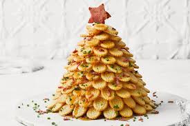 Chicken Crimpy Christmas Tree Dip Recipe Christmas Recipes Appetizers Bacon Dip Christmas Food Desserts