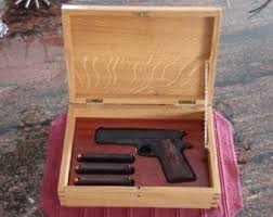 Pin By Mike Hugo On Craft Ideas Pistol Display Case Dovetail Box Hand Guns