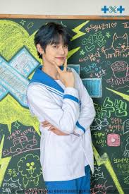 Please Welcome Choi Yeonjun From Txt High School Di 2020 4 Maret