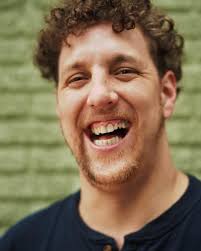 Finally got some headshots i really really like! Lmk which one i should use  photo credit @edwordlove