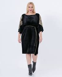 Per le donne curvy bagatelle dream esalta positivamente le linee e gli abiti da cerimonia dal movimento morbido poiché tendono a non. Taglie Forti Donna Abito Elegante In Velluto Nero Mat Fashion Taglia S