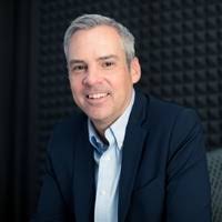 Thomas Yaeger's Instagram, Twitter & Facebook