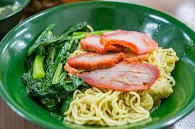 The wanton mee was on point with al dente noodles tossed in pork lard and slices of nicely caramelised char siew it has been awhile since we had eng's wanton noodles but this bowl we tried is quite delicious this version from eng's wanton noodles at east village is a good complement to the wantan mee some prize the texture of the noodles over. Food Showdown Which Eng S Wantan Noodle Is Better