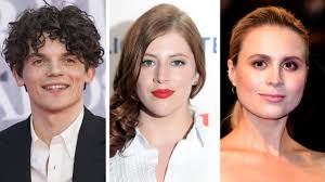 Anne elliot faces the return of a man she knew eight years prior, freddie wentworth. Persuasion 2022 Imdb