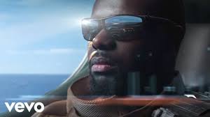 Son appel n'aura visiblement pas été entendu. Maitre Gims Je Te Pardonne Clip Officiel Ft Sia Youtube