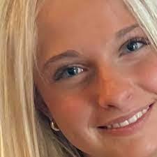 Jennifer Stinebaugh's Instagram, Twitter & Facebook