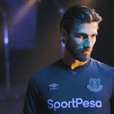 Dream league soccer everton fc kits 2020/2021. Everton Release Football Smart Third Kit For 2019 20 Season Royal Blue Mersey