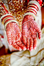 Henna Designs For A Pakistani Wedding By Henna Trendz Over 60 000 Wedding Images On Https Truephotographyweddin Wedding Henna Designs Red Henna Wedding Henna