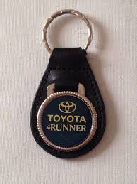 2020 popular 1 trends in automobiles & motorcycles, car key, home improvement, consumer electronics with toyota 4runner key and 1. A Personal Favorite From My Etsy Shop Https Www Etsy Com Listing 236541056 Toyota 4runner Keychain Black Leather Leather Keyring Keychain Leather Key