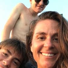 Fundraiser by Robin Elaine : Mom in need of a sanctuary.