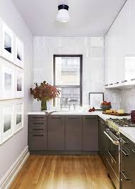 Why Two Toned Kitchen Cabinets Are The Trend You Ll Be Seeing Everywhere Kitchen Design Small Small White Kitchens Interior Design Kitchen