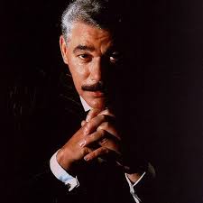 Laura Manzer (@LauraGManzer)