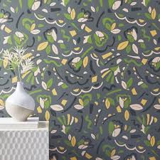 Barbie™ always represented the fact that a w Pop Art Wallpaper
