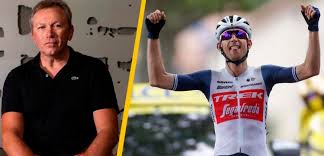 He had brought mollema a water bottle about 80 kilometers from the finish, otherwise he had hardly seen his teammate. Mbtfecdu7k13 M